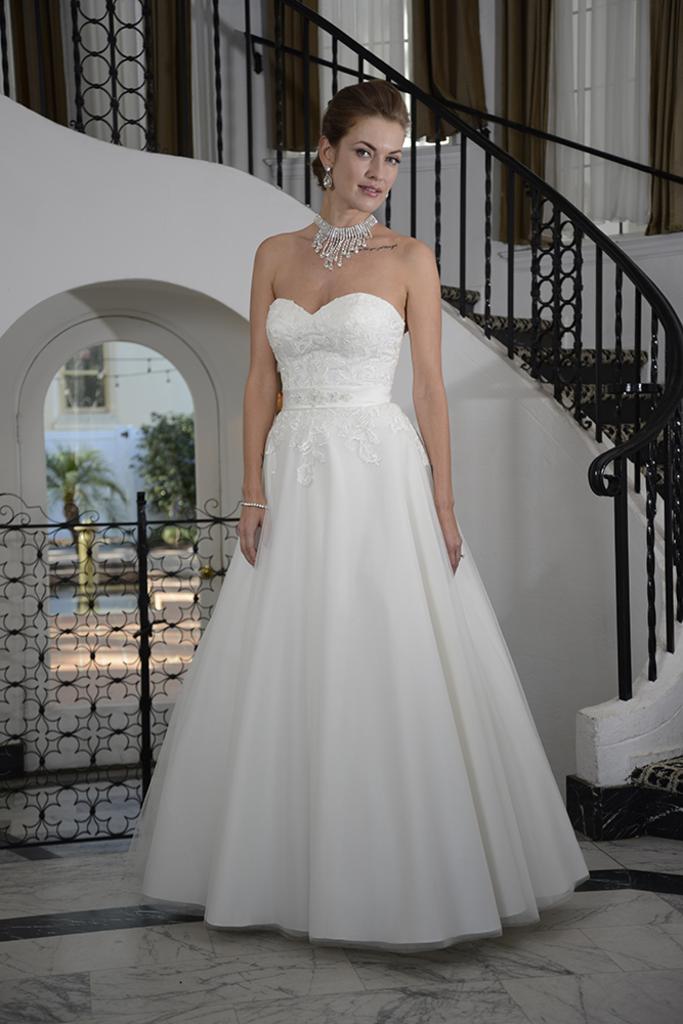 VN6907 - Strapless Sweetheart Neckline with Lace Appliques & Full Ball Gown Skirt Wedding Dress